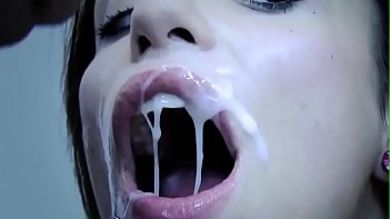 Девушки просят много спермы в ротик и все больше ее получают